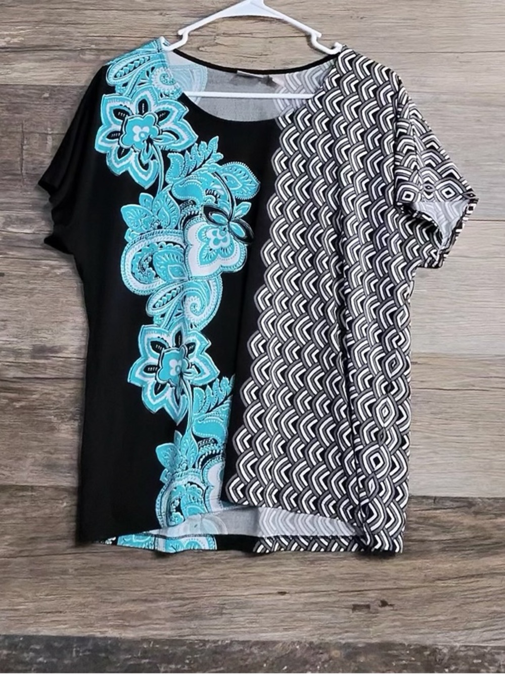 Chico's Black & Teal Floral Geometric Short Sleeve Tee